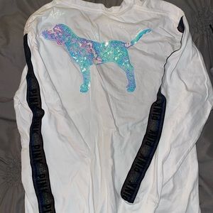 VS Pink Bundle various sizes please see pictures and ask all questions before